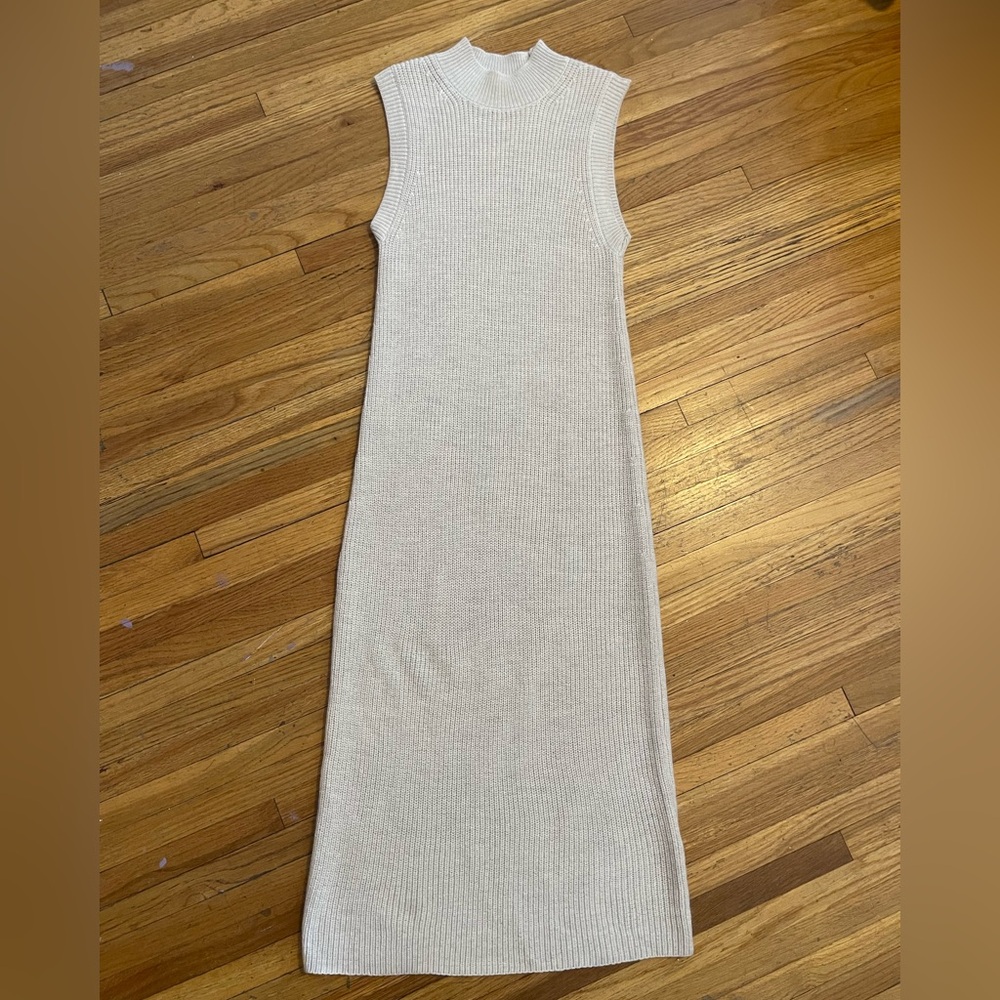 Babaton Cream Ribbed Midi Dress
